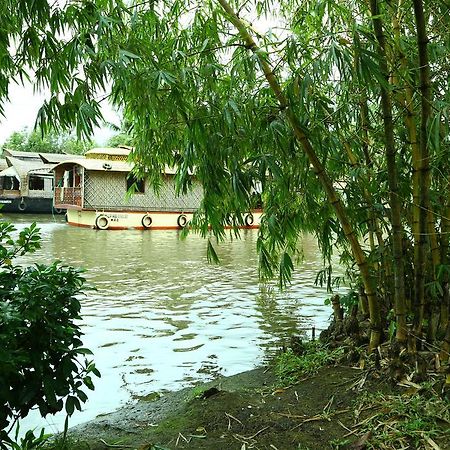 Alapatt Homestay Alappuzha Exterior photo