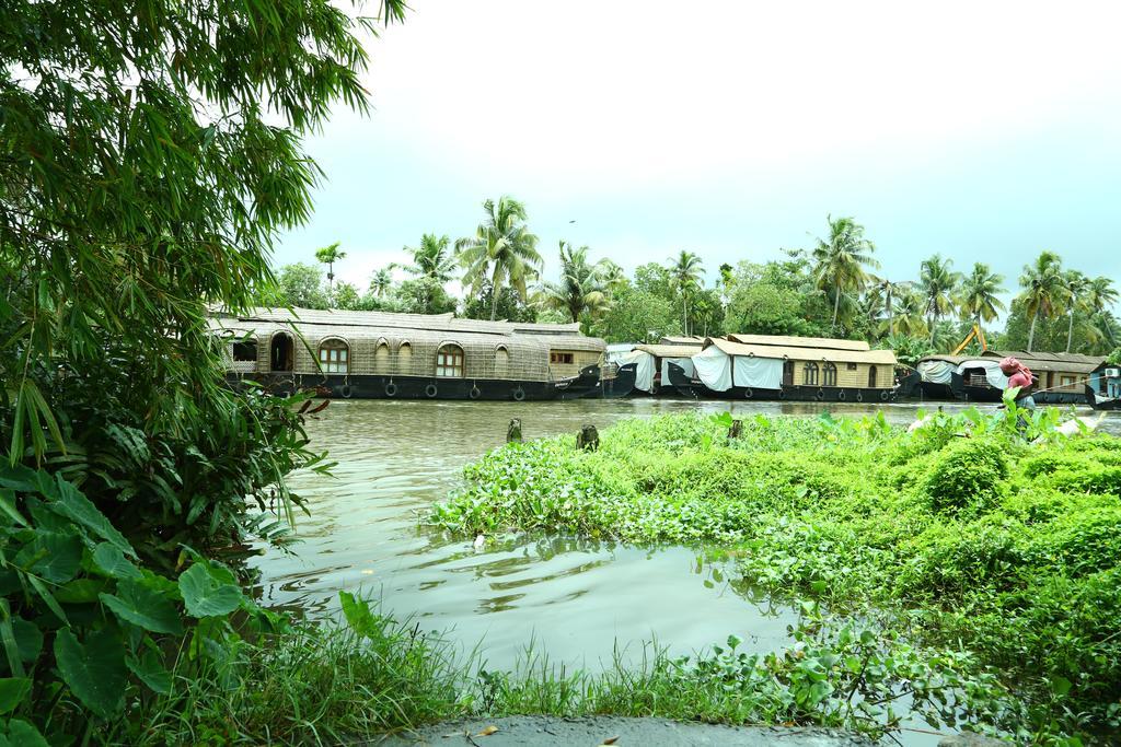 Alapatt Homestay Alappuzha Exterior photo